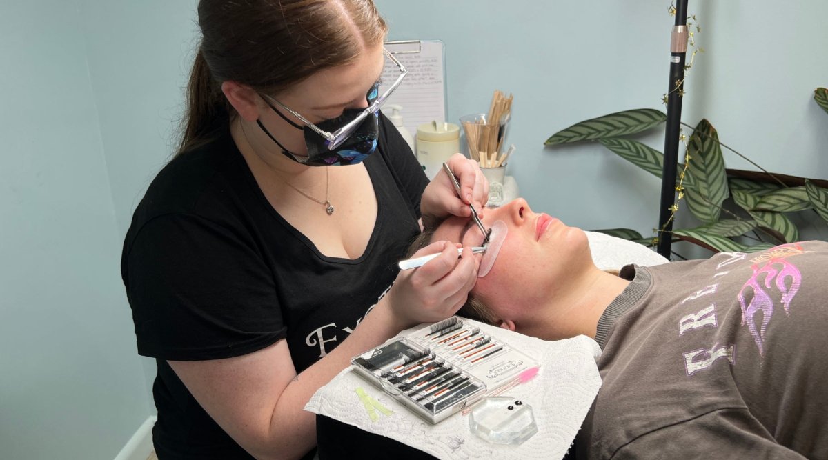 Eyelash Extensions, how do you know if you are getting the best Eyelash Extensions? - Exotique Lashes