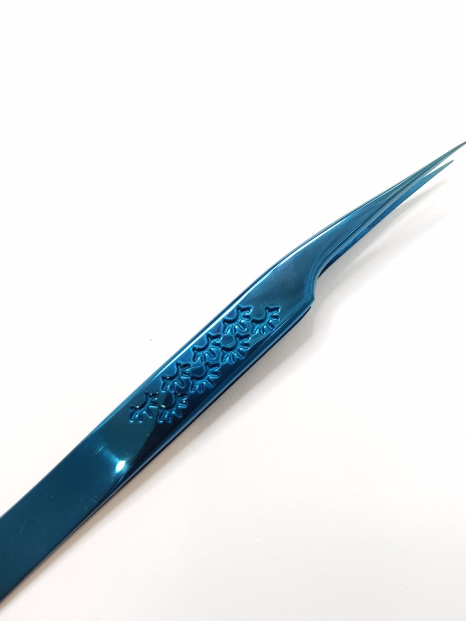 Isolation Tweezer - Careful Carrie, by Exotique Lashes - Exotique  Lashes