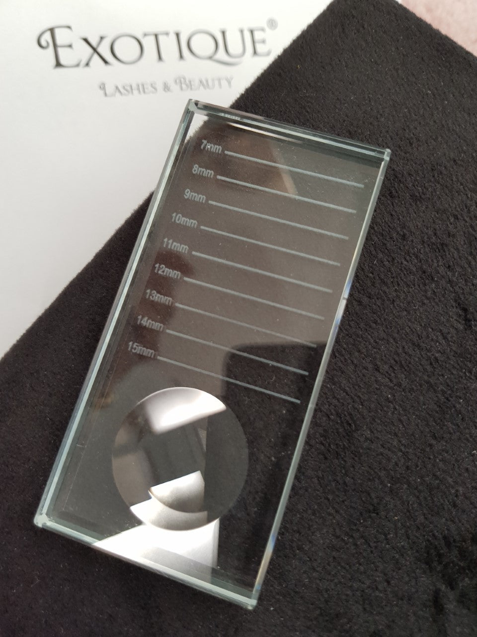 Glass Lash Palette with Length Markers and Glue well - Exotique  Lashes
