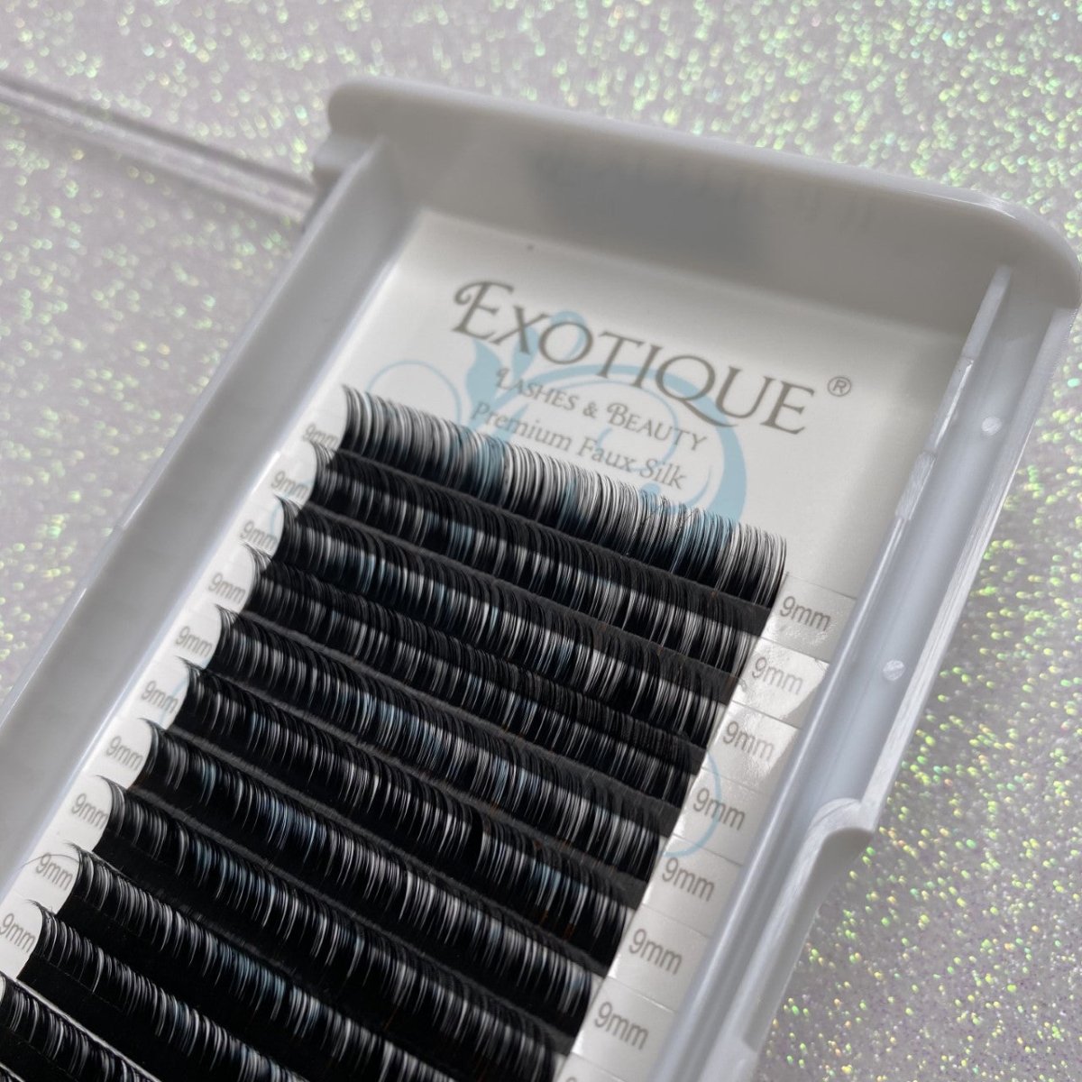 0.05 Lash Trays. C or D Curls 16 row Trays. - Exotique Lashes