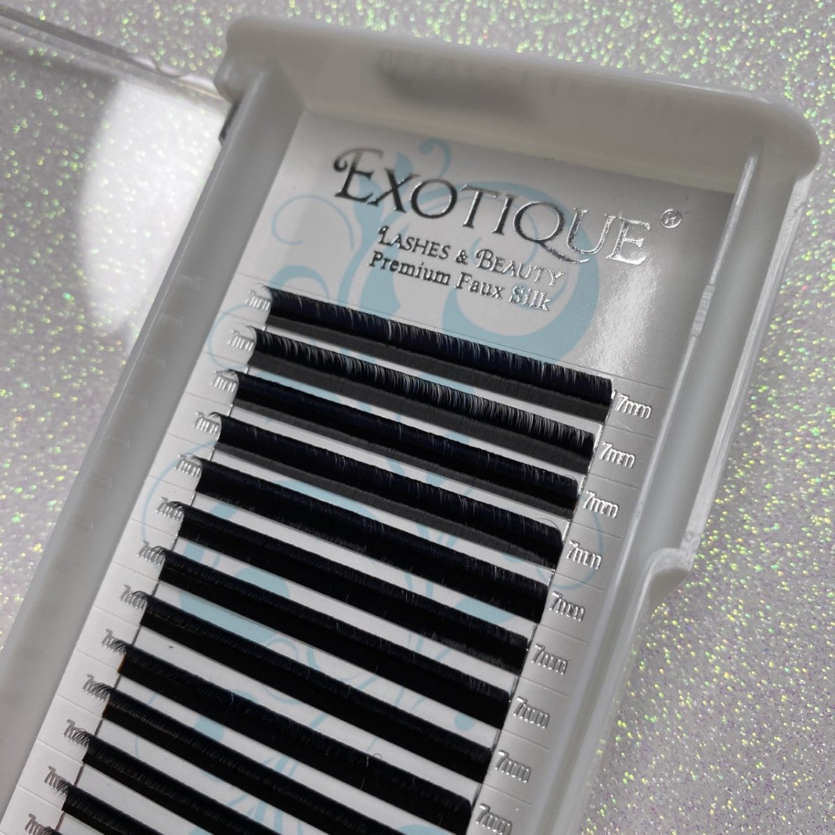 0.05 Lash Trays. C or D Curls 16 row Trays. - Exotique Lashes