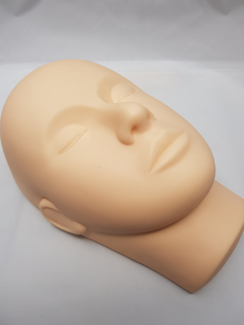 Mannequin Head Flat backed - For Lash Practice